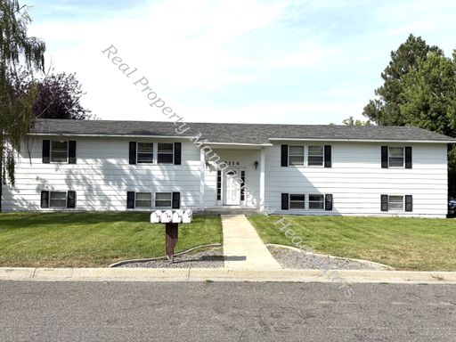 2 Bedroom 1 Bath Apartment for Rent