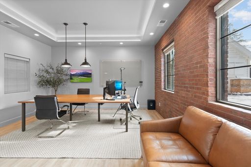 325 Central Ave - Downtown Whitefish Office Space