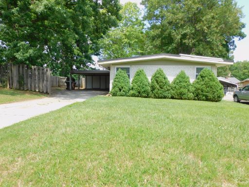 Adorable 3 Bedroom/2 Bath Home in Greensboro – photo 1
