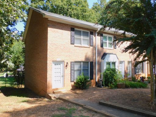 Spacious 2 Bed/2 Bath Townhome in Clemmons! – photo 1