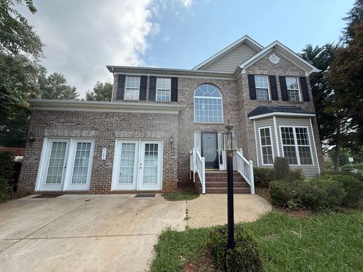 Now Ready - Beautiful Large 3BR/2.5BA Home in Ivystone – photo 1