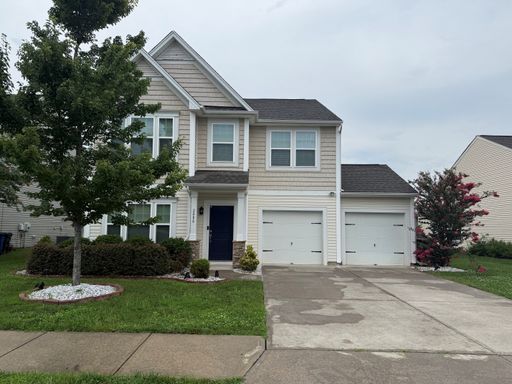 4 Bedroom/2.5 Bath 2 Level Home in Winston Salem – photo 1