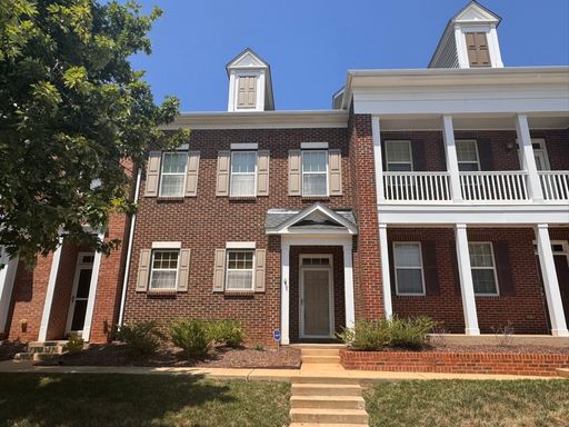 Beautiful 3-Bedroom Townhome in Renaissance Park – photo 1