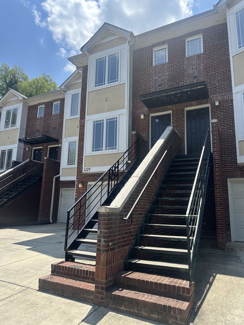 Charlotte Townhome: 1229 Lalex Lane