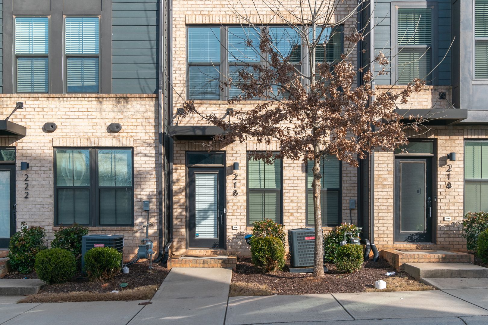 Charlotte Townhome: 218 Music Hall Way