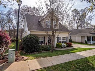 Huntersville House: 13526 Glencreek Lane