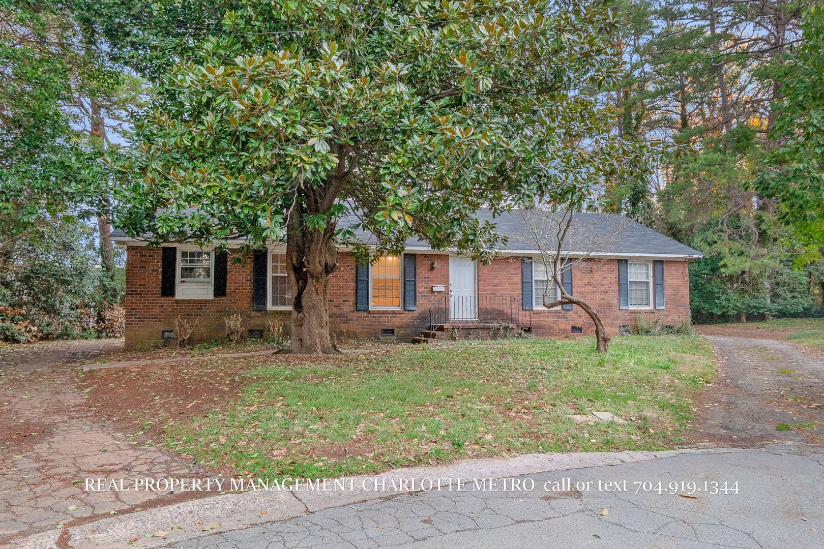 Charlotte House: 3025 Amity Garden Court