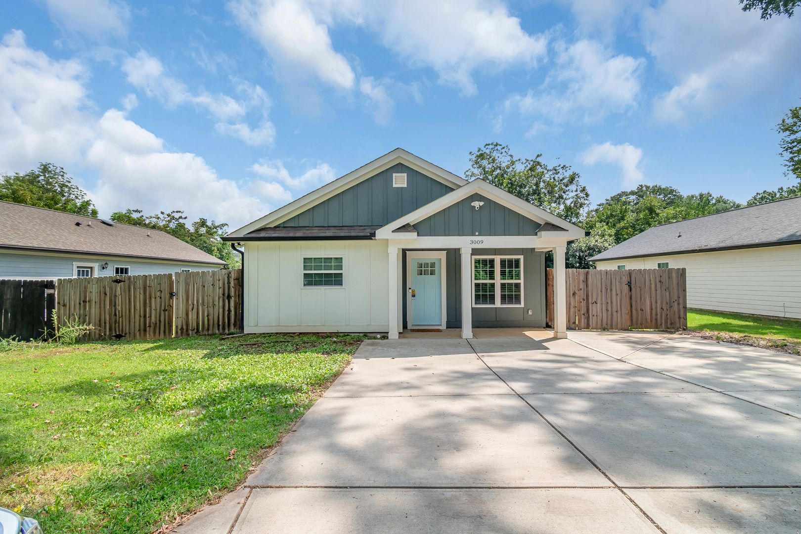 Charlotte House: 3009 Reid Avenue