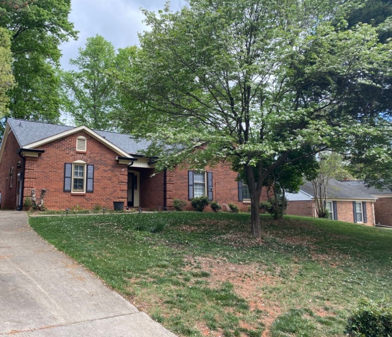 Charlotte House: 8927 Treehaven Drive