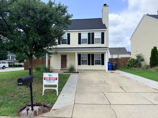 3-Bedroom Home in Raleigh, Fenced Yard & Optional Furnishings! Wi-Fi & Lawn Care Included! – photo 1