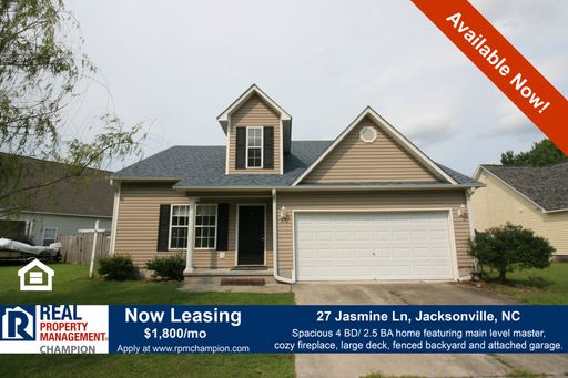 Move-In Ready 4 BD/2.5 BA Near Camp Lejeune w/Fenced Yard and Attached Garage – photo 1