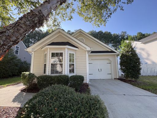 Charming Three-Bed, Two-Bath, One-Level Home in Hope Valley Farms, Southwest Durham – photo 1