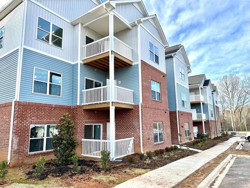 Brand New 2 Bed 1.5 Bath Townhome – photo 1