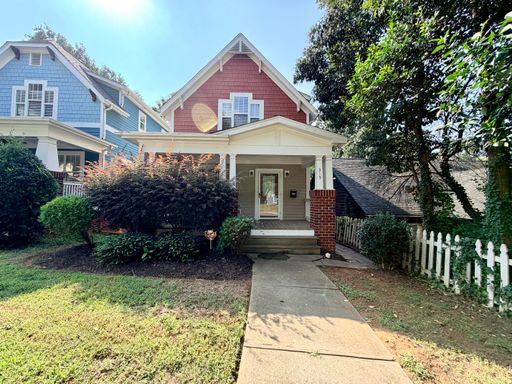 Beautiful 4BR/3.5BA Home in Charlotte! – photo 1