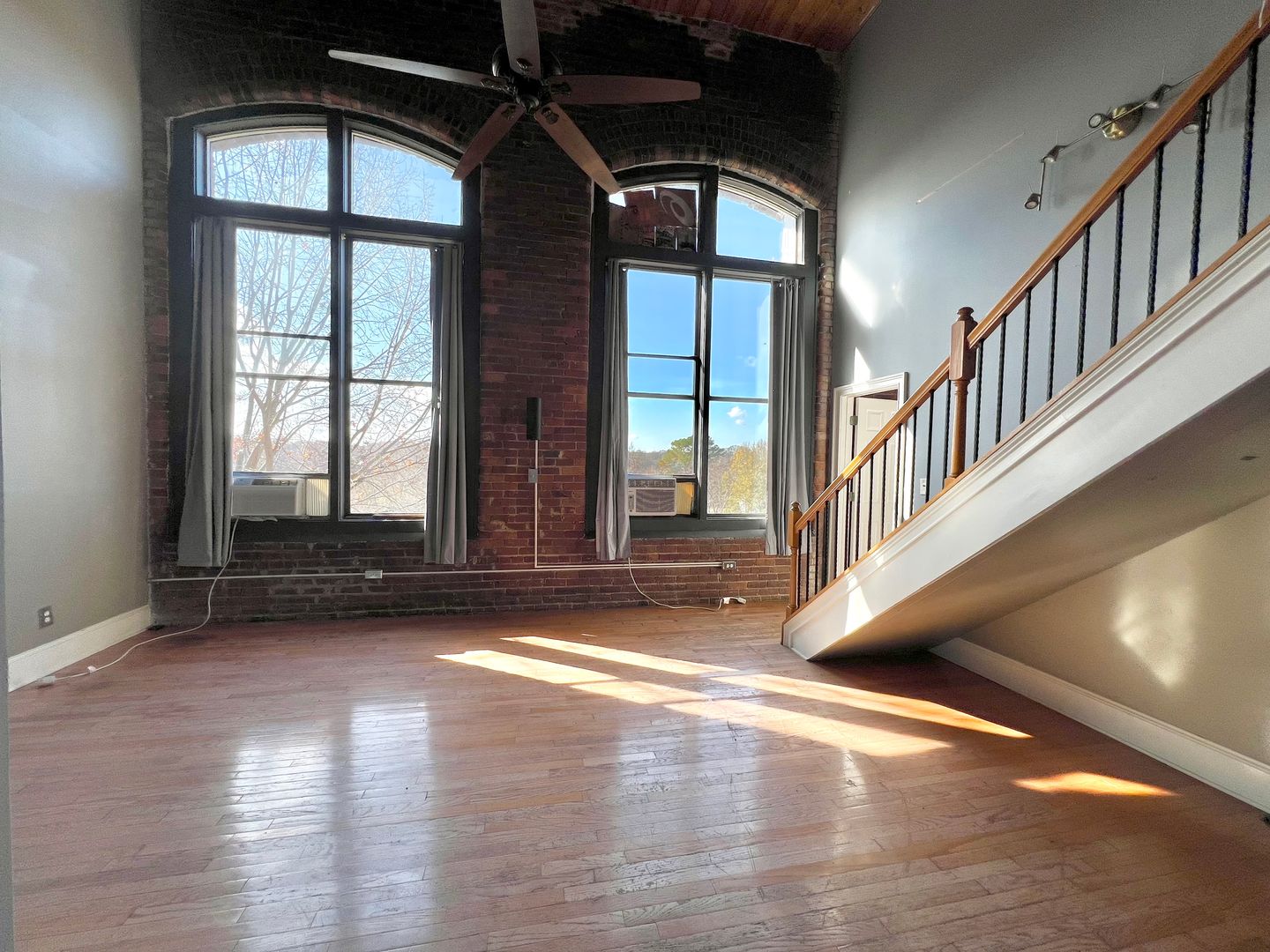 Charlotte Condo: 201 S Hoskins Rd