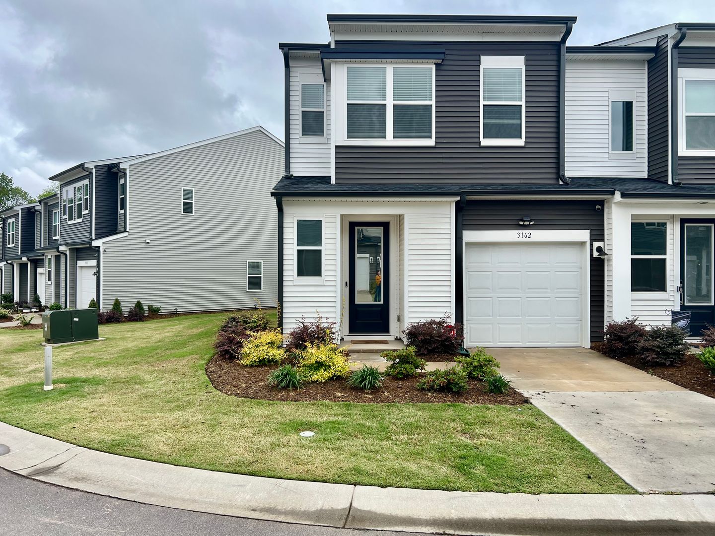 Charlotte Townhome: 3162 Hutton Gardens Lane