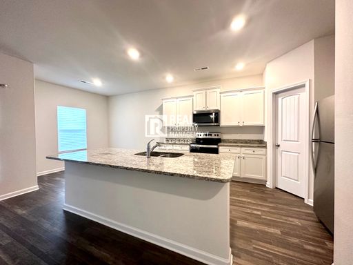 COMING SOON! Amazing 4BR/2.5BA Home in Charlotte! – photo 1