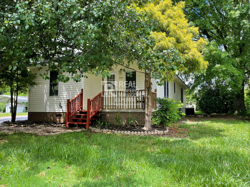 **MOVE IN SPECIAL!**Ready to Move-In 3 Bed 2 bath in Mooresville! – photo 1