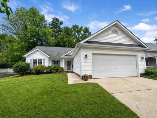 Charming 3-Bedroom Home in Lake Park with Community Amenities – photo 1