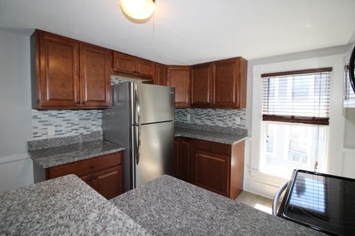 Downtown Dover 3 Bedroom Apartment! – photo 1