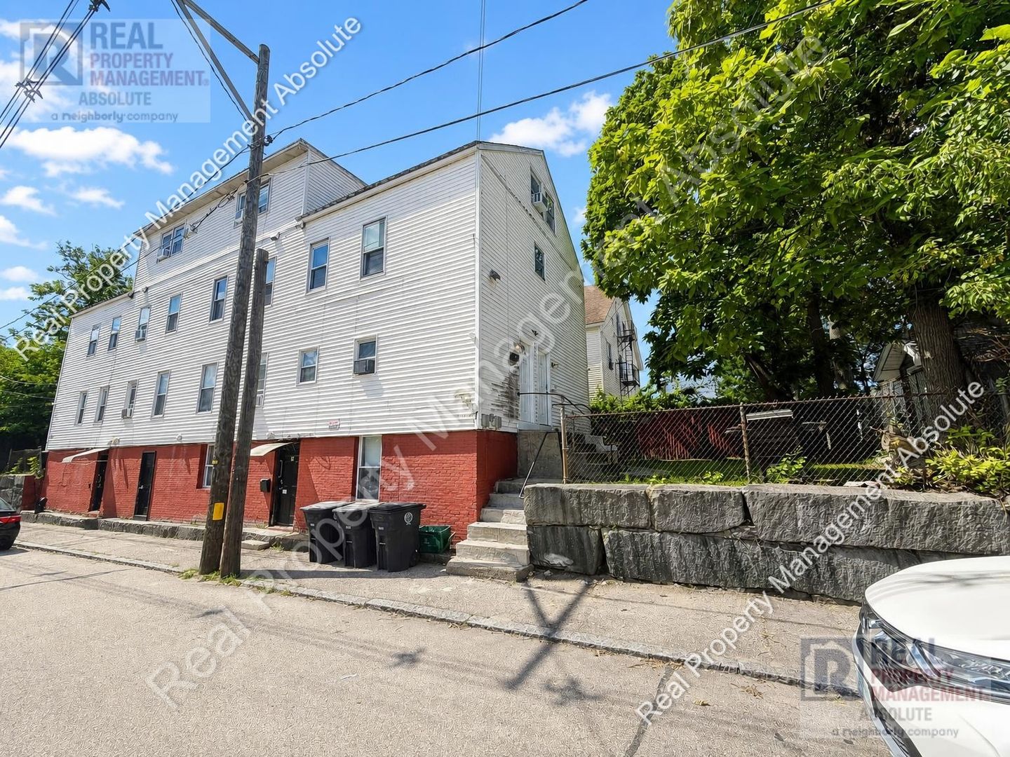 Nashua Apartment: 7 Commercial St