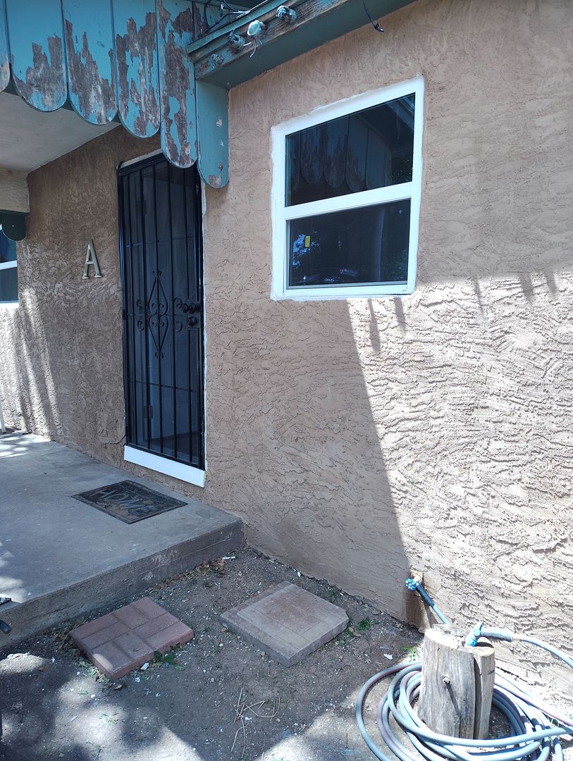 Roswell House: 602 S Woody DR Unit A