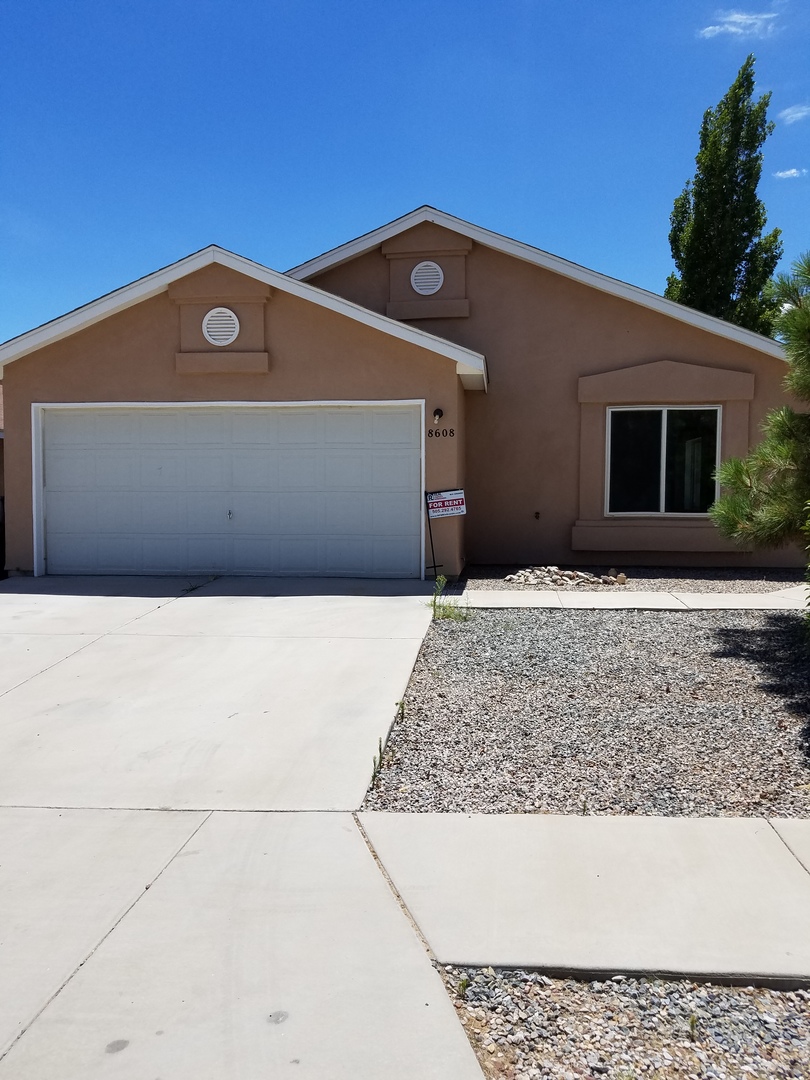 Albuquerque House: 8608 Spotted Pony Ave SW