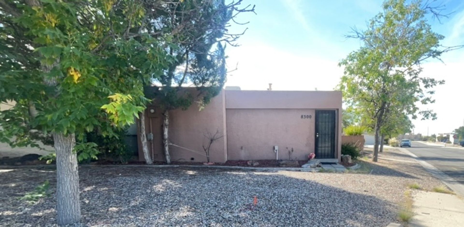 Albuquerque House: 8300 Della Rd NE