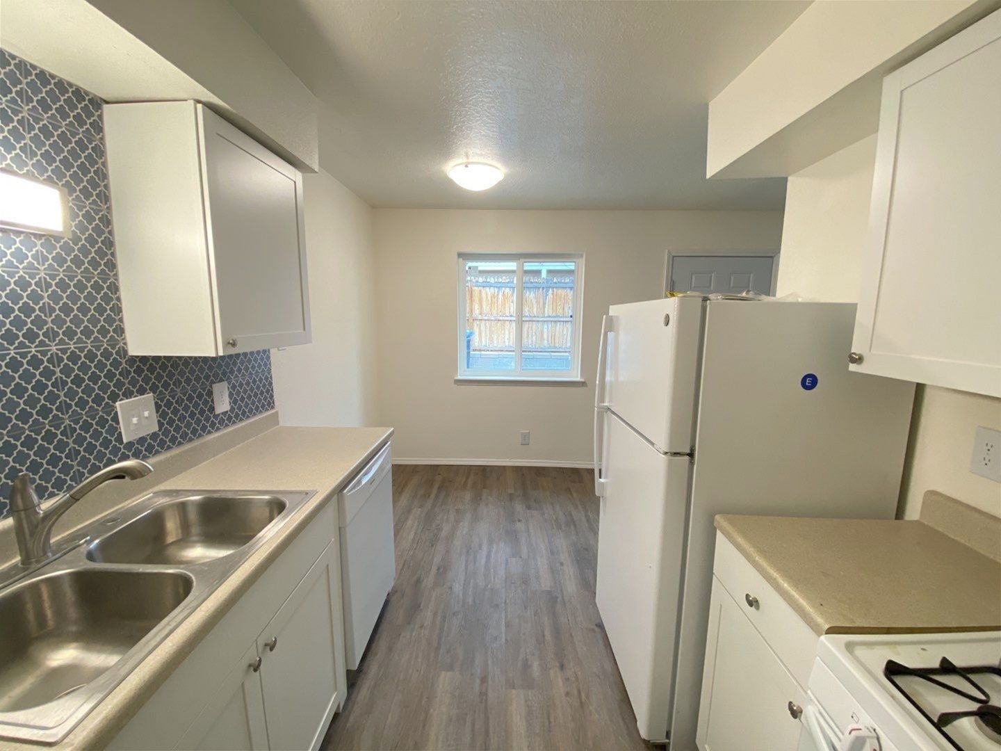 Albuquerque Apartment: 12120 Menaul Blvd NE
