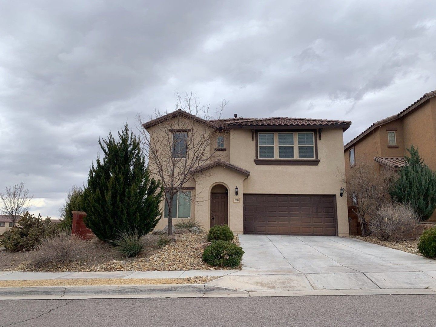 Rio Rancho House: 229 Loma Linda Loop NE