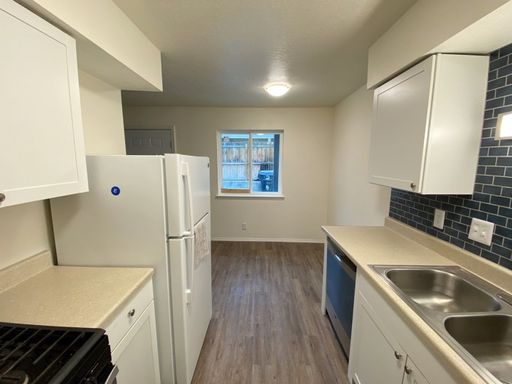 12120 Menaul Blvd NE Unit 3 - Ask about our NO SECURITY DEPOSIT option – photo 1