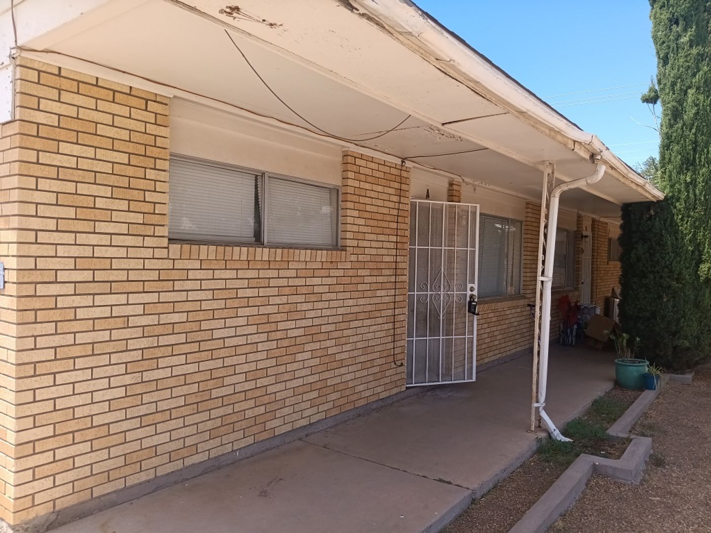 Albuquerque Apartment: 4601 Douglas MacArthur Rd NE