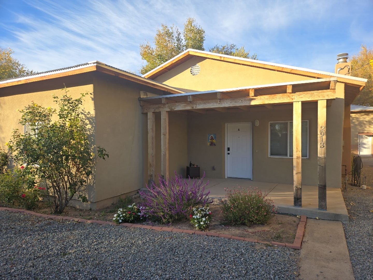 Albuquerque House: 2913 Camilo Ln NW, Unit A