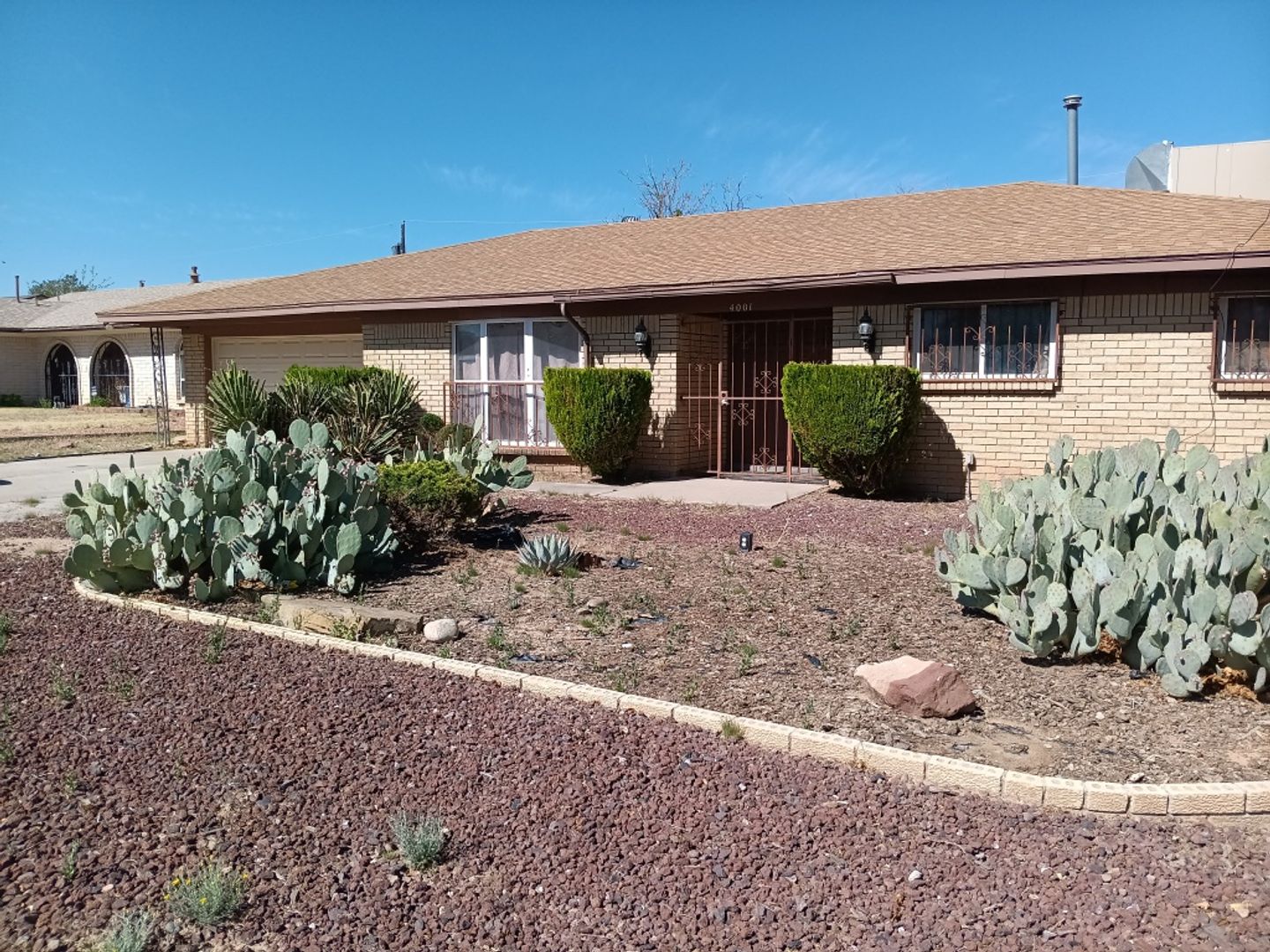 Albuquerque House: 4001 Wellesley Dr NE