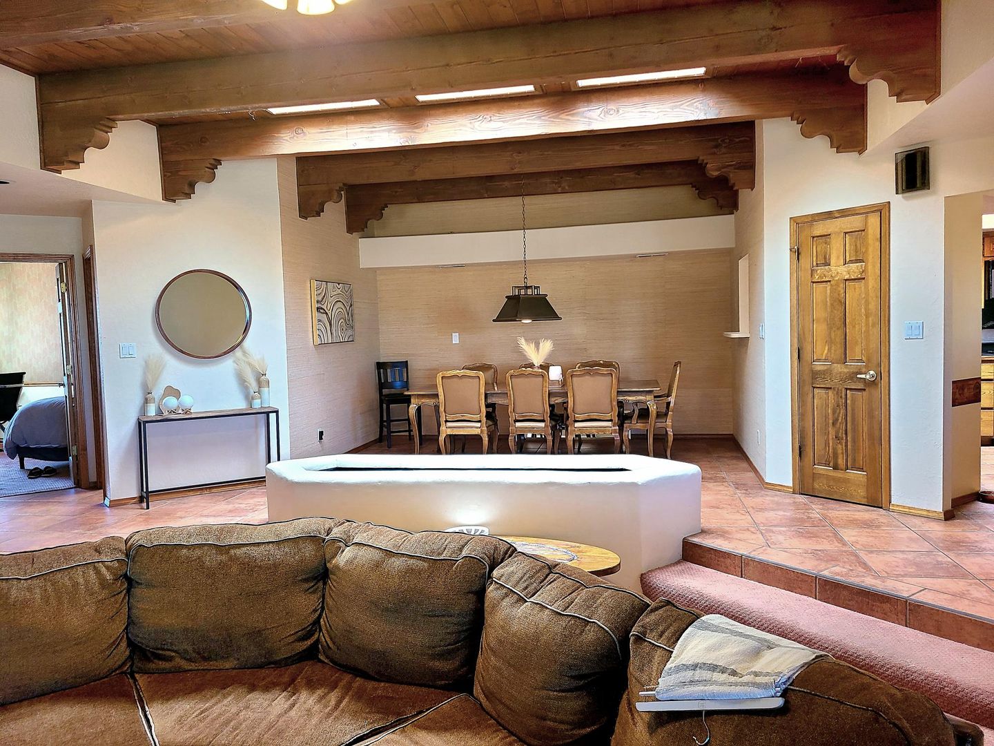 Albuquerque House: 6912 La Costa Dr NE