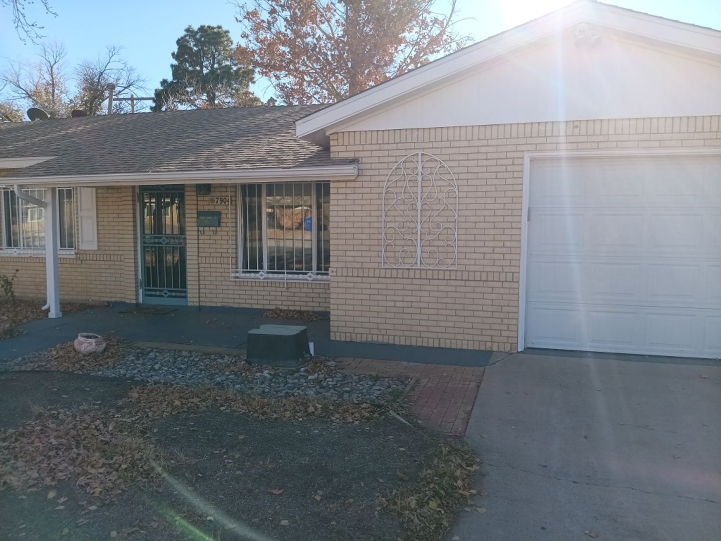 Albuquerque House: 7904 Cutler Ave NE