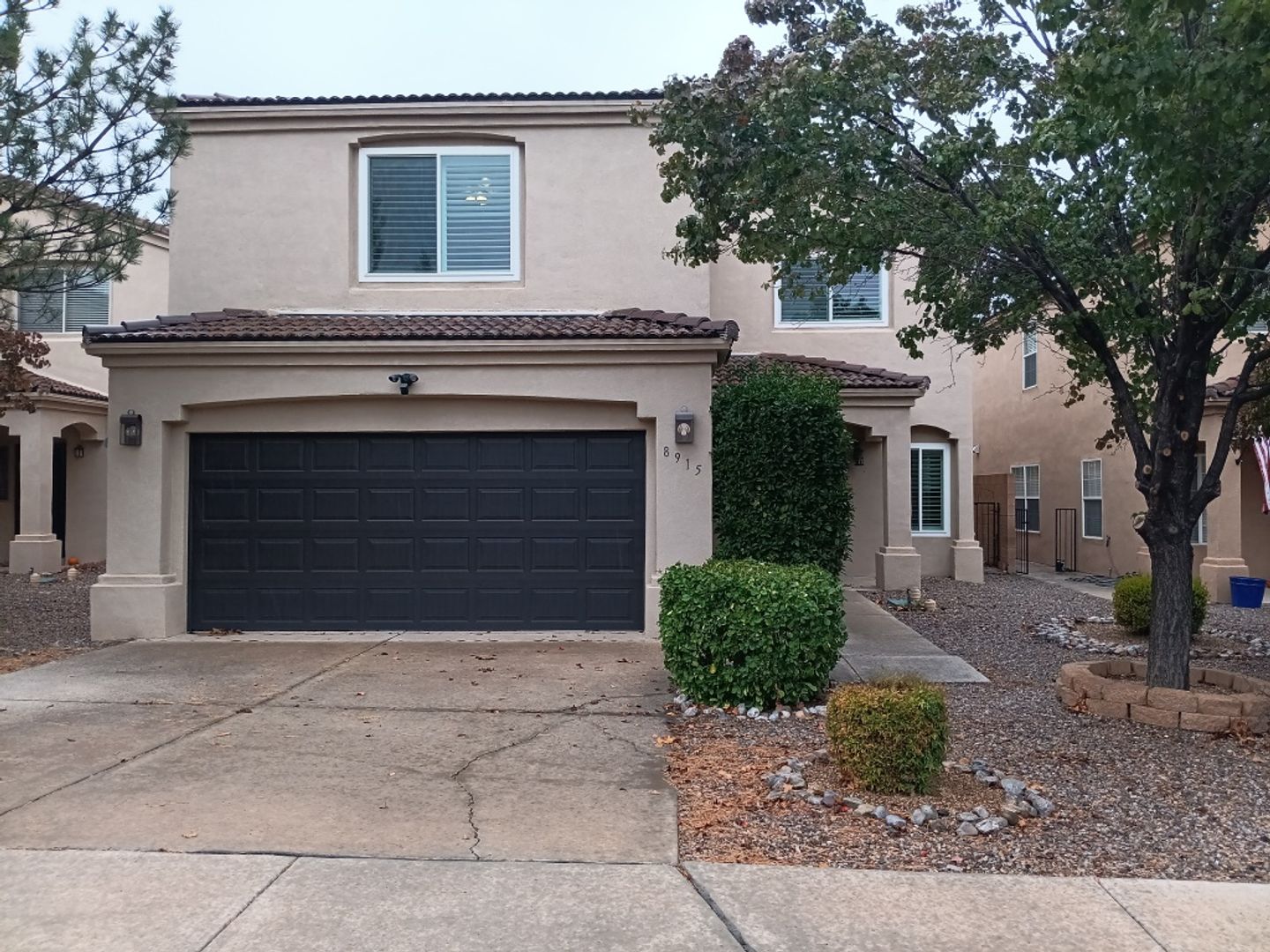 Albuquerque House: 8915 Lochside Lane NE