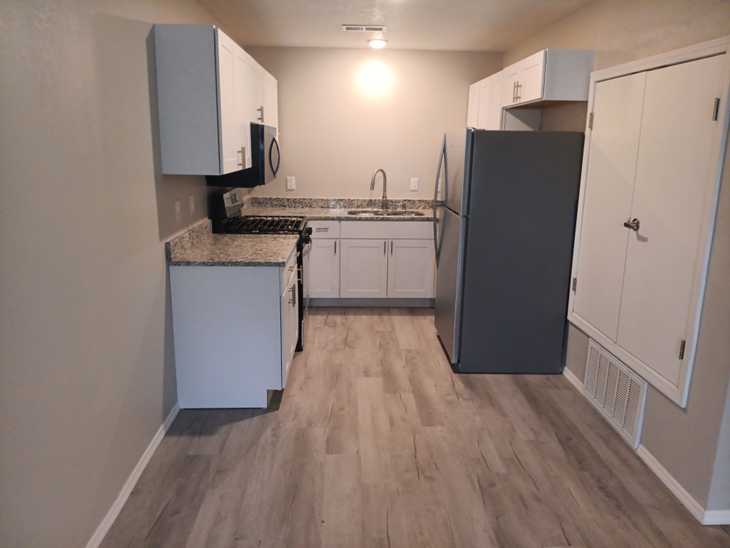 Belen Apartment: 1201 South Main St