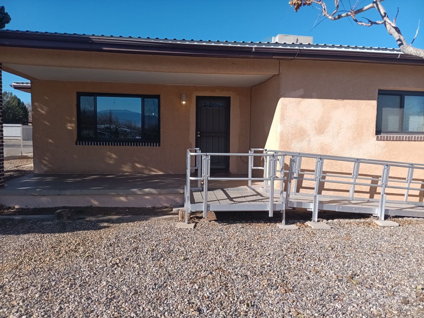 Belen House: 515 S 11th St