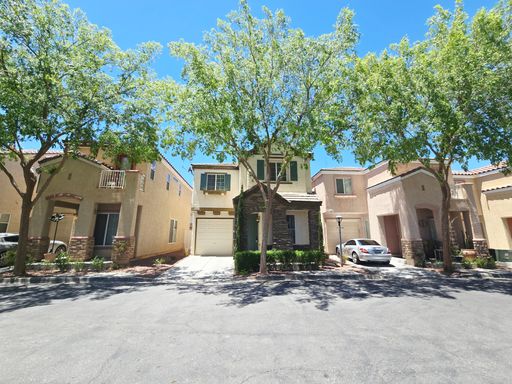 ** $300 OFF 1ST MONTHS RENT** CHARMING 2 BED/ 2 BATH HOME WITH LOFT LOCATED IN LAMPLIGHT GARDENS! – photo 1