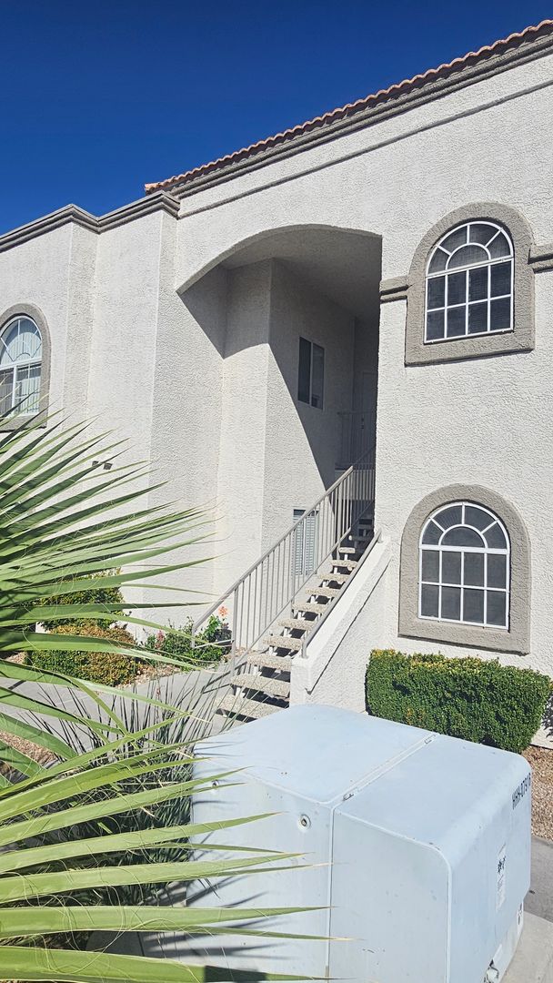 LAS VEGAS Condo: 3125 N. BUFFALO ST. #2105