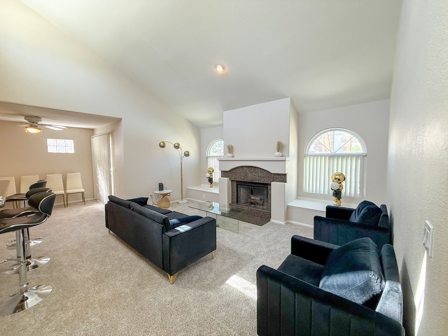 LAS VEGAS Condo: 3145 E FLAMINGO RD. #2080