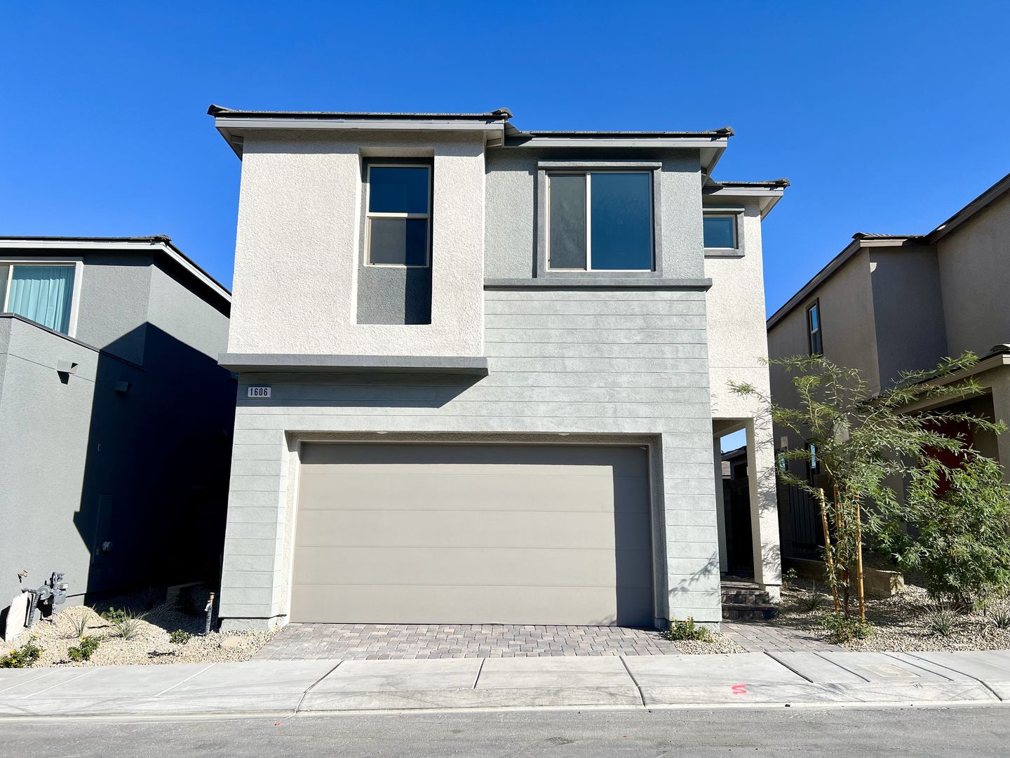 LAS VEGAS House: 1606 ROCK KESTREL ST