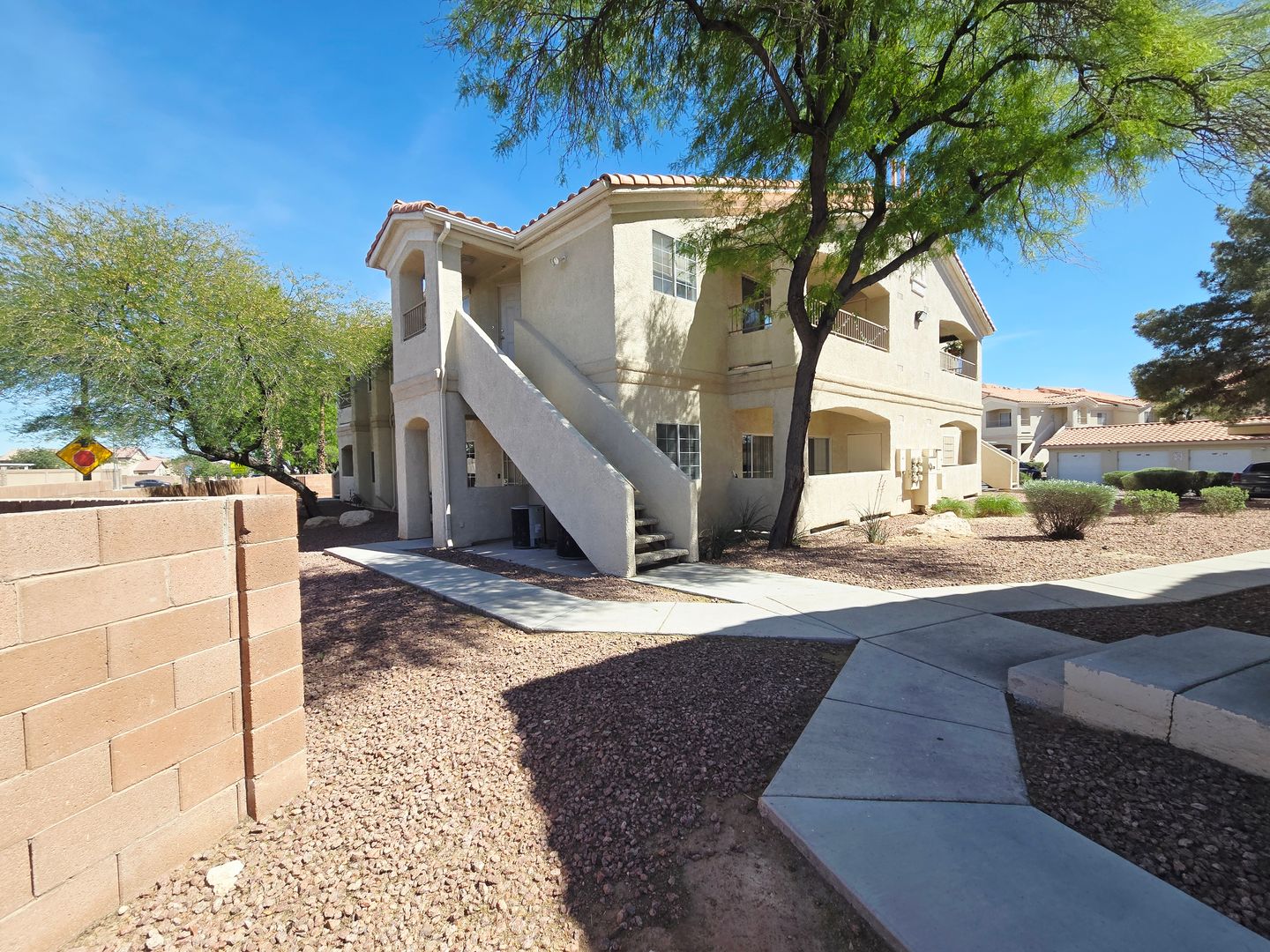 NORTH LAS VEGAS House: 1881 W ALEXANDER RD #1144