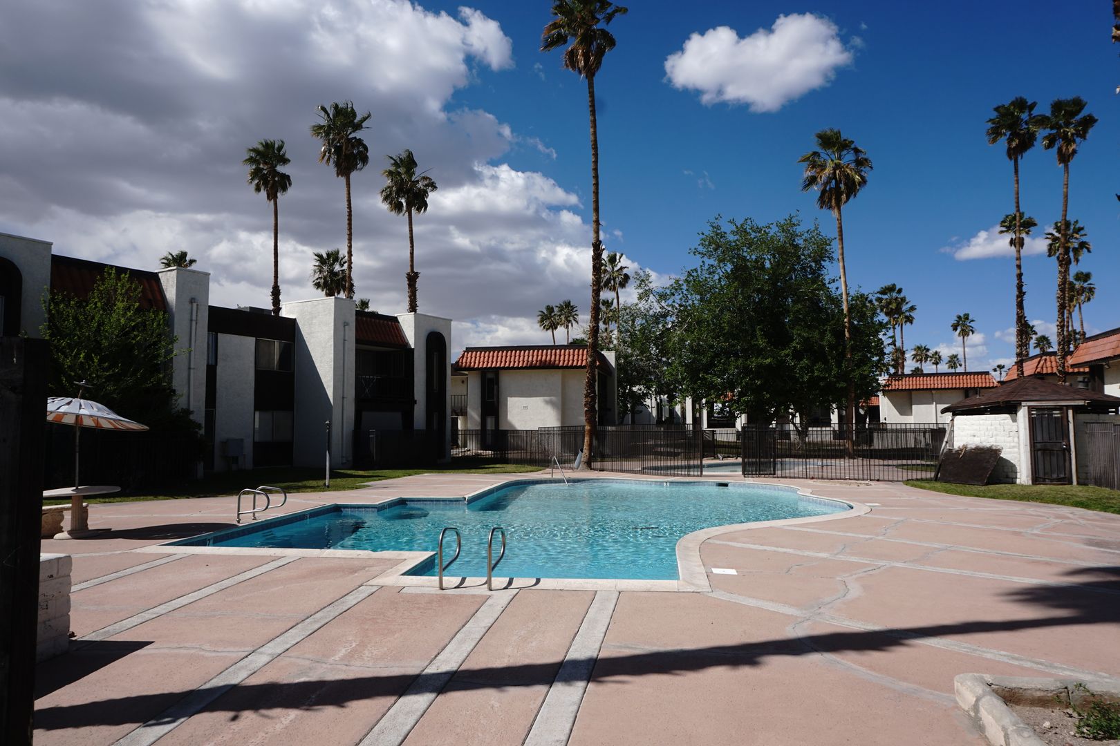 LAS VEGAS Condo: 1405 VEGAS VALLEY #225