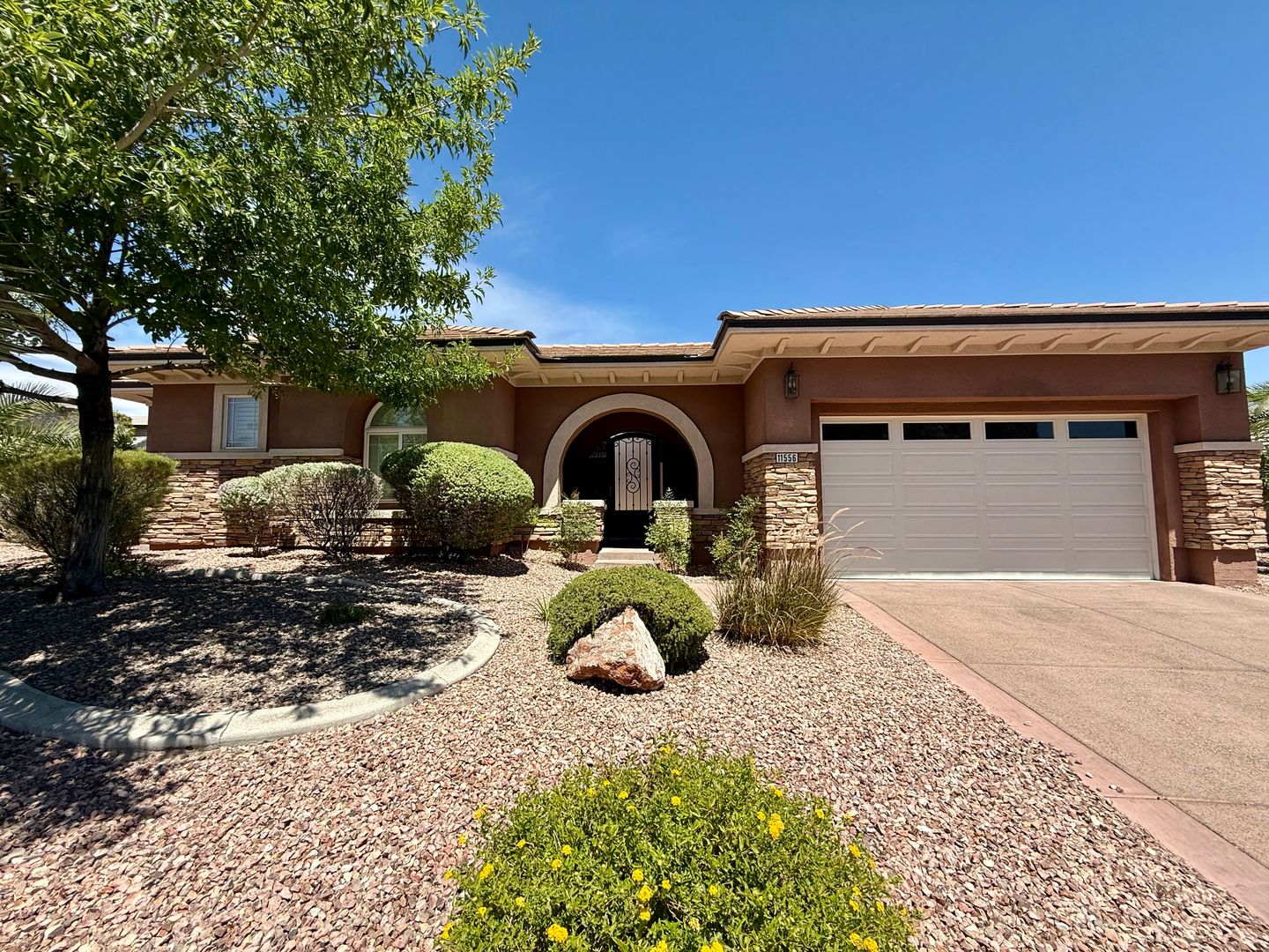 LAS VEGAS House: 11556 BOHEMIAN FOREST AVE.