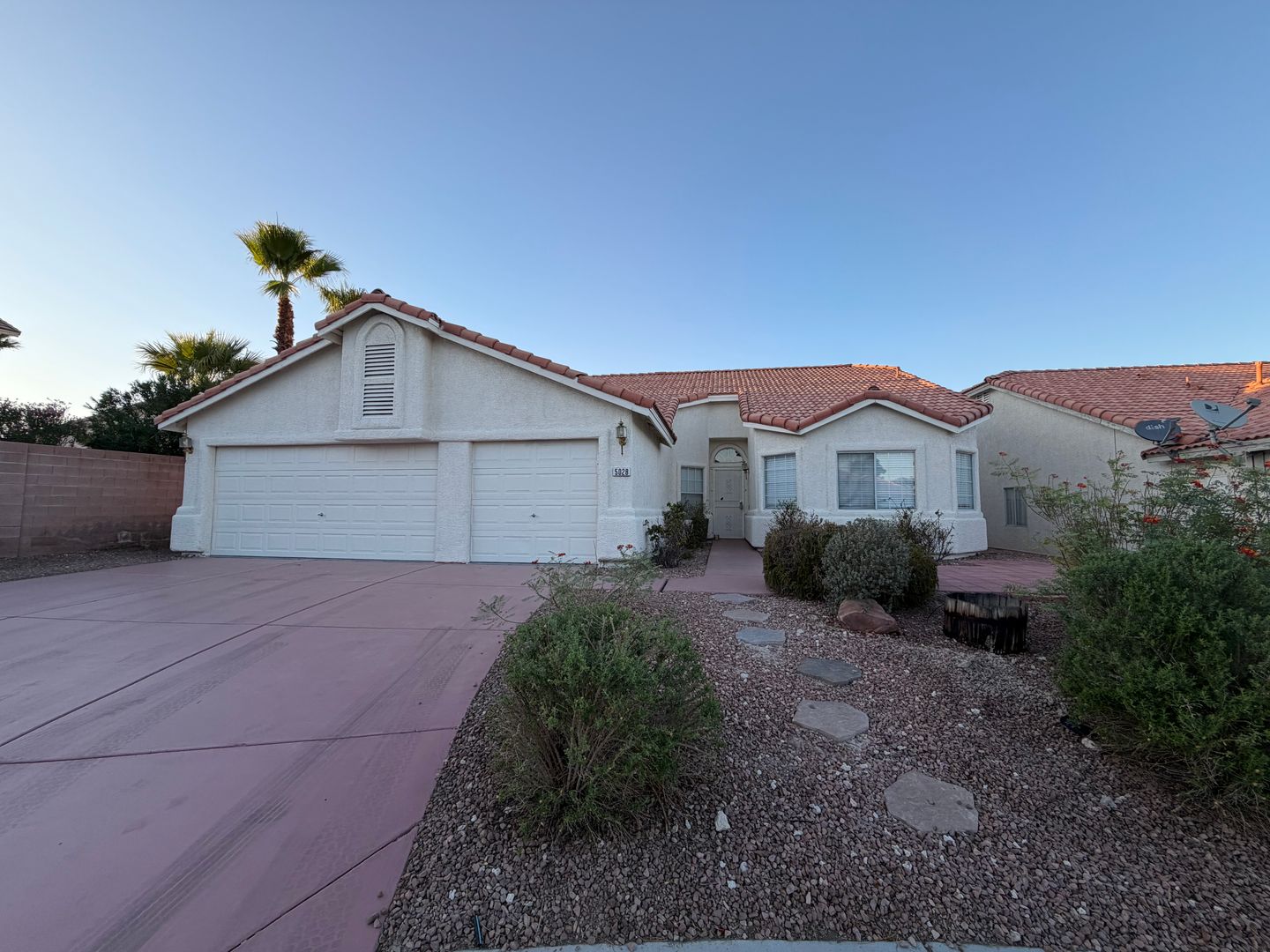 LAS VEGAS House: 5028 TROPICAL CLIFF AVE
