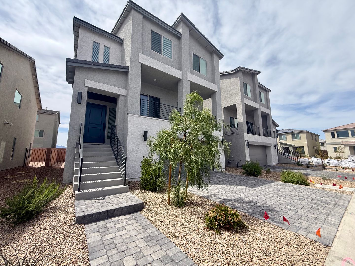 LAS VEGAS House: 10399 ARBOR RIDGE ST