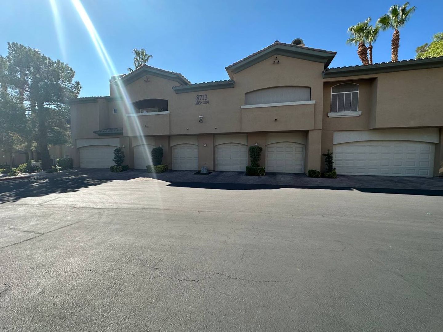 LAS VEGAS Condo: 8713 RED BROOK DR #104