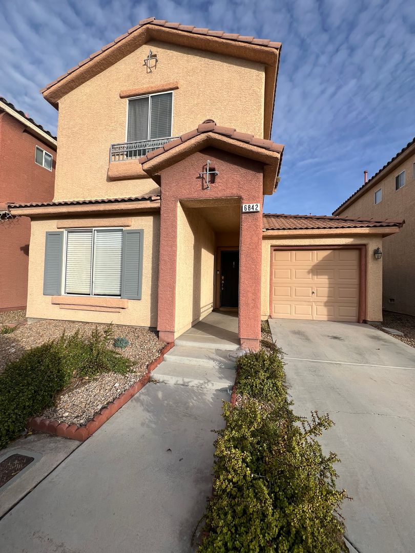LAS VEGAS House: 6842 MESITA AVE